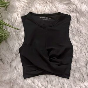 Beyond Yoga Buttery Soft Twist Front Crop Top in Marled Black